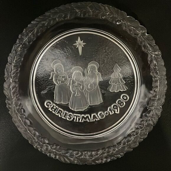 Decorative Christmas plate   - Picture 1 of 6